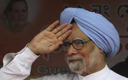 മൻമോഹൻ സിംഗിന് കേരള നിയമസഭ ആദരാഞ്ജലി അർപ്പിച്ചു.