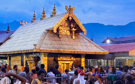 ശബരിമല തീർഥാടനം: ഒരുക്കങ്ങൾ ദ്രുതഗതിയിൽ പൂർത്തിയാക്കാൻ നിർദ്ദേശം. മന്ത്രിയുടെ നേതൃത്വത്തിൽ അവലോകന യോഗം ചേർന്നു