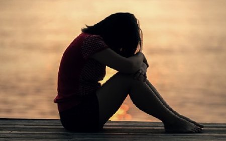 ലോഡ്ജിലേക്ക് വിളിച്ചുവരുത്തി, 'എന്നെ പീഡിപ്പിക്കാന്‍ അമ്മ കൂട്ടുനിന്നു'; പത്തനംതിട്ടയില്‍ 13കാരിയുടെ വെളിപ്പടുത്തല്‍