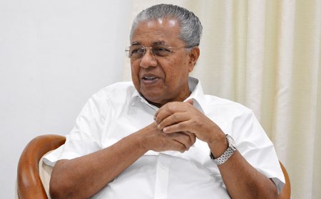 വിഴിഞ്ഞം രാജ്യത്തെ പുതിയ സമുദ്ര യുഗത്തിന്റെ തുടക്കം: മുഖ്യമന്ത്രി