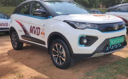 'മധ്യവേനല്‍ അവധിയാണ്, വാഹനം ഓടിക്കാന്‍ നല്‍കി കുട്ടികളോടുള്ള സ്‌നേഹം കാണിക്കരുതെന്ന്' എംവിഡി