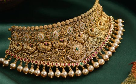 സ്വർണ ‘തീ’വില; കേരളത്തിൽ ഇത്രയധികം വില ഒറ്റദിവസം കൂടുന്നത് ചരിത്രത്തിലാദ്യം, എന്താണ് പൊന്നിന് സംഭവിച്ചത്?