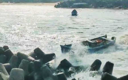 മുതലപ്പൊഴി  പൊഴിമുഖത്ത് അടിഞ്ഞുകൂടിയ മണല്‍ മെയ് 15നകം പൂര്‍ണമായും നീക്കം ചെയ്യും