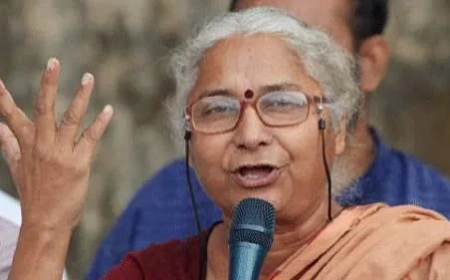 സാമൂഹിക പ്രവർത്തക മേധാ പട്കർ‌ അറസ്റ്റിൽ