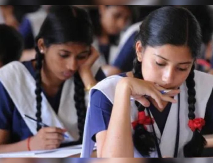 വിജയത്തിളക്കത്തിൽ കേരളം; എസ്എസ്എൽസി പരീക്ഷാഫലം പുറത്തുവിട്ടു, 99.07% വിജയം