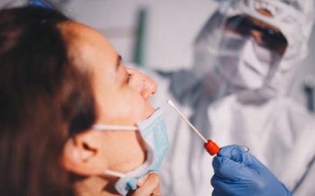 നിപ ബാധിച്ച് ചികിത്സയില്‍ കഴിയുന്ന പാലക്കാട് സ്വദേശിയുടെ അടുത്തബന്ധുക്കളുടെ പരിശോധനാഫലം നെഗറ്റീവ്