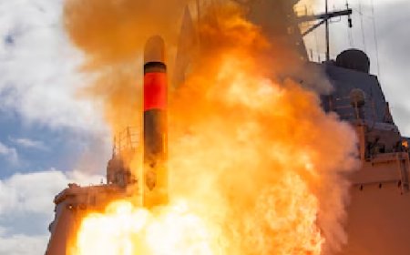 ഇറാനിലെ മൂന്ന് ആണവകേന്ദ്രങ്ങളിൽ അമേരിക്കയുടെ ആക്രമണം