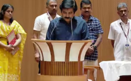 ദൈവനാമത്തില്‍ നിലമ്പൂരിൻ്റെ എം.എൽ.എ.യായി സത്യപ്രതിജ്ഞ ചെയ്ത് ആര്യാടൻ ഷൗക്കത്ത്