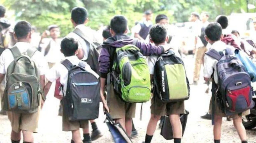 സംസ്ഥാനത്തെ സ്കൂളുകൾ ഇന്ന് തുറക്കും; 40 ലക്ഷത്തോളം വിദ്യാർത്ഥികൾ ഇന്ന് അക്ഷരമുറ്റത്തേക്ക്