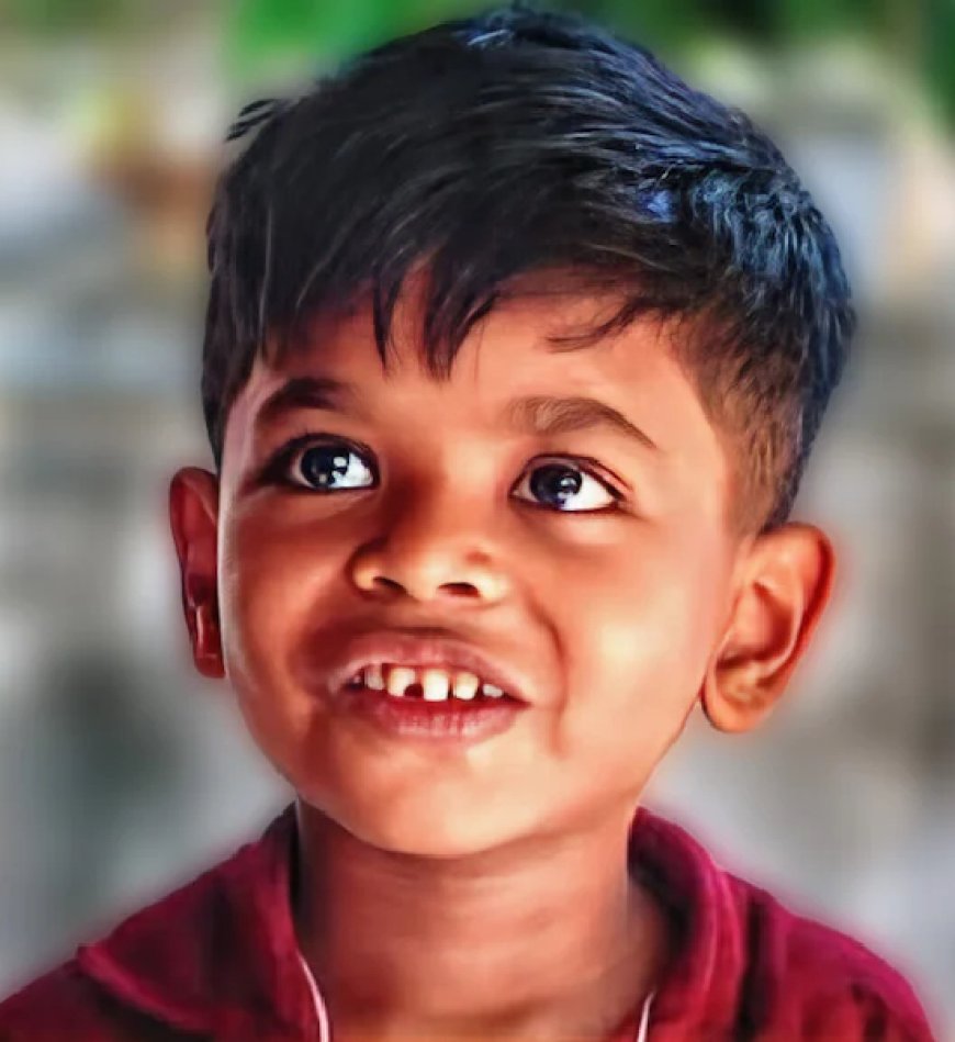 പിതാവ് കളിപ്പാട്ടത്തില് ചവിട്ടി താഴേക്ക് വീണു; നാല് വയസുകാരന് മരിച്ചു