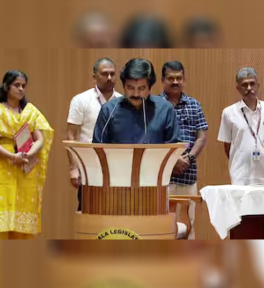 ദൈവനാമത്തില് നിലമ്പൂരിൻ്റെ എം.എൽ.എ.യായി സത്യപ്രതിജ്ഞ ചെയ്ത് ആര്യാടൻ ഷൗക്കത്ത്