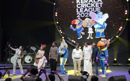 ആവേശം വാനോളമുയര്‍ത്തി  കെസിഎല്‍ സീസണ്‍-2 വിന് പ്രൗഢഗംഭീര തുടക്കം