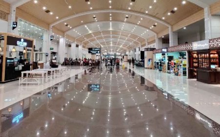 'യാത്രക്കാര്‍ നേരത്തെ എത്തണം'; നെടുമ്പാശ്ശേരി വിമാനത്താവളത്തില്‍ സന്ദര്‍ശകര്‍ക്ക് വിലക്ക്