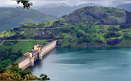 ഇടുക്കി, ചെറുതോണി ഡാമുകളിൽ പൊതുജനങ്ങൾക്ക് പ്രവേശനം അനുവദിച്ചു