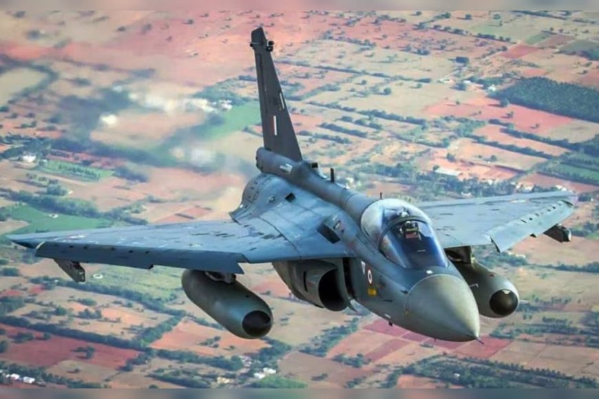 വ്യോമസേനയ്ക്ക് തദ്ദേശീയമായി വികസിപ്പിച്ച തേജസ് യുദ്ധവിമാനങ്ങള്‍ വാങ്ങാന്‍ തീരുമാനം