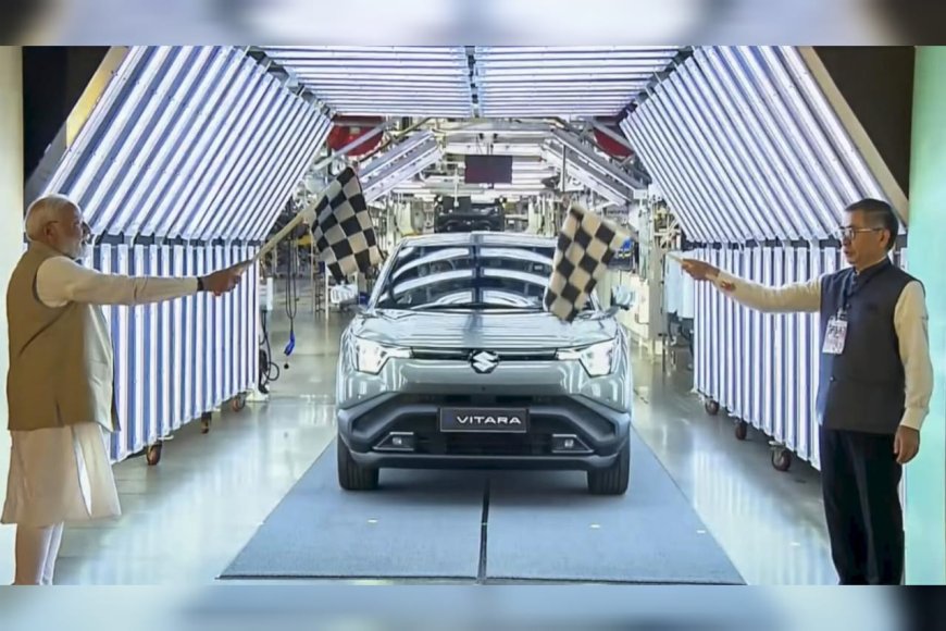 ഇ വിറ്റാര ഫ്ലാഗ് ഓഫ് ചെയ്ത് മോദി; നൂറിലധികം രാജ്യങ്ങളിലേക്ക് കയറ്റുമതി ചെയ്യും