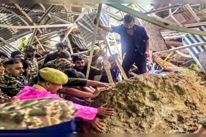 വൈഷ്ണോ ദേവി ക്ഷേത്രത്തിലേക്കുള്ള പാതയില് ഉരുള്പൊട്ടല്; മരണം 34 ആയി; 18 പേര്ക്ക് പരിക്ക്