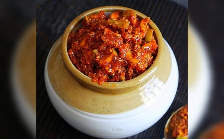 അച്ചാര്‍ കൊതിയുണ്ടോ? അമിതമായാല്‍ ആരോഗ്യത്തിന് ദോഷകരം 