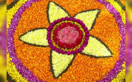 ഉത്രാടപ്പൂവിളിയിൽ കേരളം