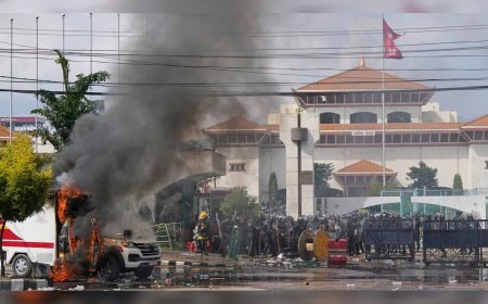 നേപ്പാളില്‍ സാമൂഹ്യ മാധ്യമങ്ങള്‍ക്ക് ഏര്‍പ്പെടുത്തിയ നിരോധനം പിന്‍വലിച്ചു