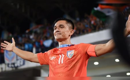 സുനില്‍ ഛേത്രി ഇന്ത്യന്‍ ടീമില്‍ തിരിച്ചെത്തി, മലയാളി താരങ്ങളും ഇടംപിടിച്ചു