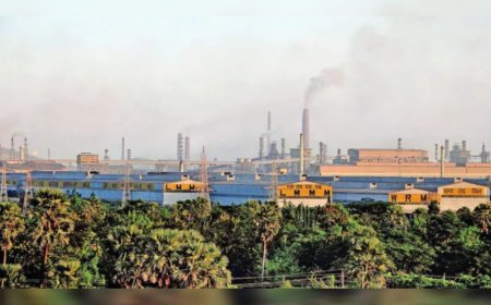 ഛത്തീസ്ഗഡിൽ സ്റ്റീൽ പ്ലാന്‍റിന്‍റെ മേൽക്കൂര തകർന്ന് വീണു