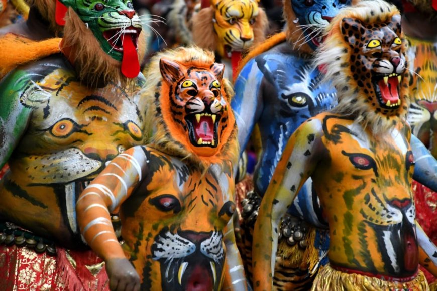 തൃശൂരിനെ വിറപ്പിക്കാന്‍ ഇന്ന് മടയില്‍ നിന്ന് പുലിക്കൂട്ടമിറങ്ങും; ഒന്‍പത് സംഘങ്ങളിലായി 459 പുലികള്‍