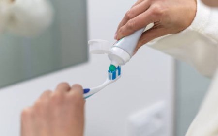 മൂന്ന് മാസം കൂടുമ്പോള്‍ ടൂത്ത് ബ്രഷ് മാറ്റണം