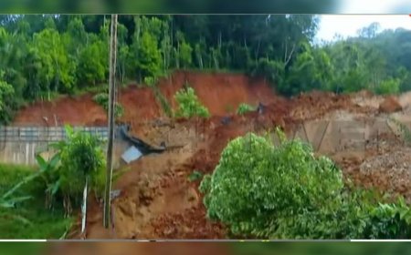 അടിമാലി മണ്ണിടിച്ചിൽ: ദേശിയപാത നിർമ്മാണം താത്കാലികമായി നിർത്തിവെക്കാൻ ജില്ലാ കളക്ടറുടെ ഉത്തരവ്