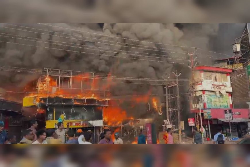 കണ്ണൂർ തളിപ്പറമ്പിൽ ‍വൻ തീപിടിത്തം