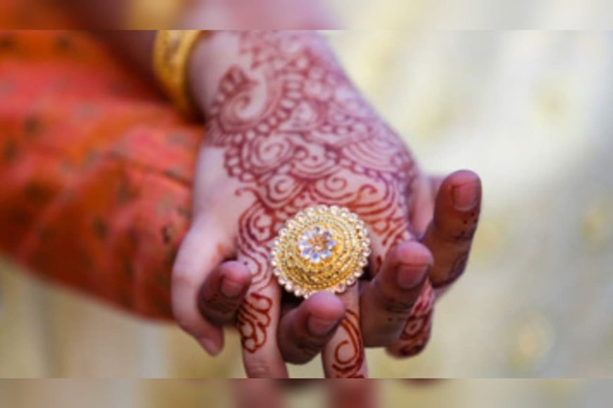 മലപ്പുറത്ത് വീണ്ടും ശൈശവ വിവാഹത്തിന് നീക്കം; പ്രതിശ്രുത വരനും ഇരു വീട്ടുകാര്ക്കും ചടങ്ങിൽ പങ്കെടുത്തവര്ക്കുമെതിരെ കേസ്