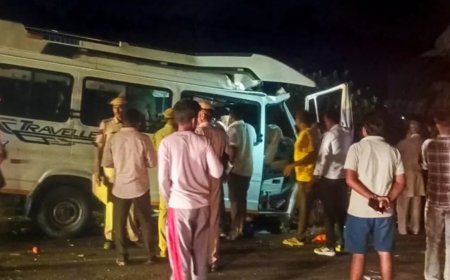 രാജസ്ഥാനിൽ ടെമ്പോ ട്രാവലർ ലോറിയിൽ ഇടിച്ച് 15 മരണം; പ്രധാനമന്ത്രി ധനസഹായം പ്രഖ്യാപിച്ചു