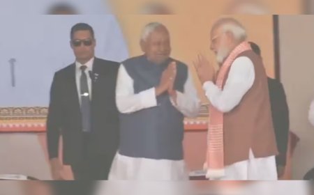 പത്താം തവണയും ബിഹാർ മുഖ്യമന്ത്രിയായി അധികാരമേറ്റ് നിതീഷ് കുമാര്‍