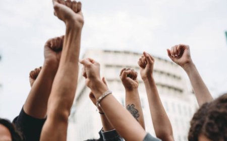 കേന്ദ്ര ലേബർ കോഡിനെതിരെ ഇന്ന് രാജ്യവ്യാപക പ്രതിഷേധം; വിവാദ വ്യവസ്ഥകളിൽ മാറ്റം വരുത്താൻ കേന്ദ്രം തയ്യാറായേക്കും