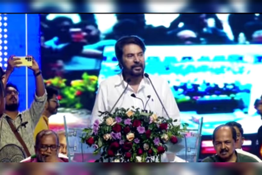 കേരളം ലോകത്തിനെ അത്ഭുതപെടുത്തുന്നു : മമ്മൂട്ടി