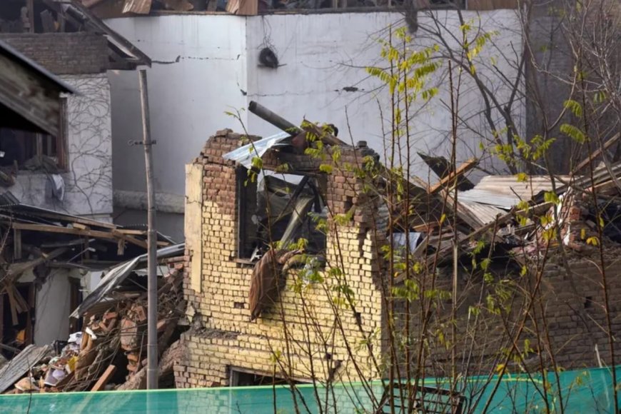 നൗഗാം സ്ഫോടനം ഭീകരാക്രമണമല്ല; സംഭവിച്ചത് ഫോറൻസിക് പരിശോധനയ്ക്കിടെ: ഡിജിപി