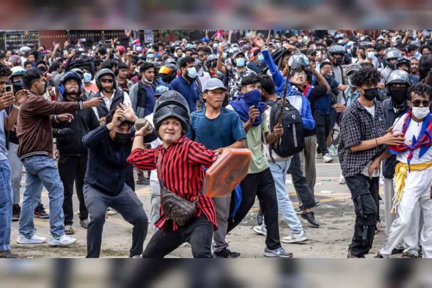 നേപ്പാളിൽ ജെൻ സീ കലാപം വീണ്ടും: രാഷ്ട്രീയ സംഘർഷം രൂക്ഷമായി, കർഫ്യൂ പ്രഖ്യാപിച്ചു