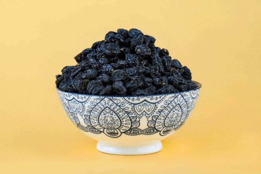 ഉണക്കമുന്തിരി കുതിർത്ത വെള്ളം: പതിവാക്കിയാൽ ലഭിക്കുന്ന അഞ്ച് ഗുണങ്ങൾ