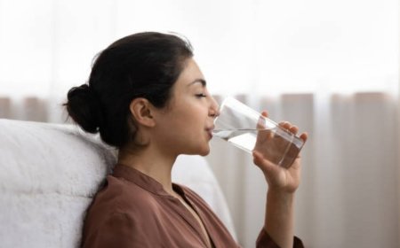 ചീത്ത  കൊളസ്ട്രോൾ നിയന്ത്രിക്കാൻ ലളിതമായ വഴി: 'ചൂടുവെള്ളം' പതിവാക്കാം