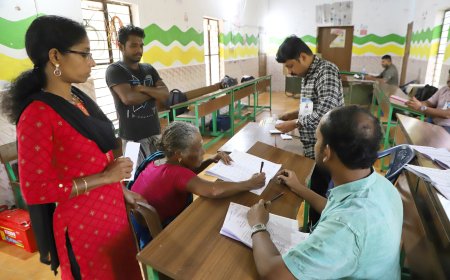 ഏഴു ജില്ലകളിൽ വിധിയെഴുത്ത് അവസാന ലാപ്പിലേക്ക്; മിക്കയിടങ്ങളിലും മികച്ച പോളിങ്