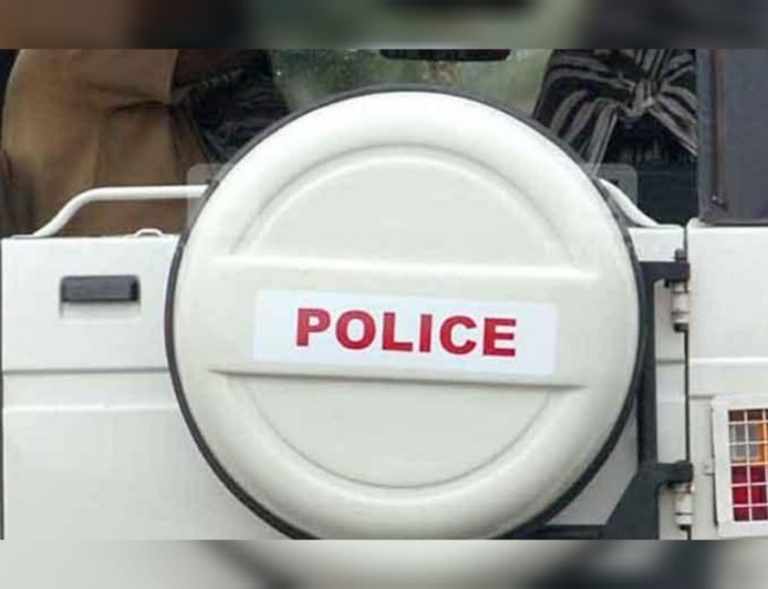 ചൂട് സഹിക്കാതെ മുറ്റത്ത് കിടന്നതിന് ഭാര്യയ്ക്കും മകൾക്കും ക്രൂരമർദനം; അമ്പലപ്പുഴ സ്വദേശിക്കെതിരെ പോലീസ് കേസ്