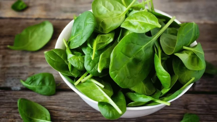 ആർത്തവ വേദന കുറയ്ക്കാൻ വേദനസംഹാരികൾക്ക് പകരം പാലക് ചീര