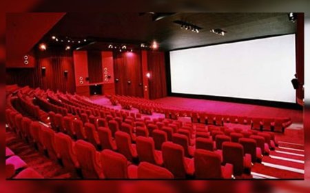 സിനിമാ സമരം പിൻവലിച്ചു; മന്ത്രി സജി ചെറിയാനുമായുള്ള ചർച്ച വിജയം, തിയേറ്ററുകൾ നാളെ തുറക്കും