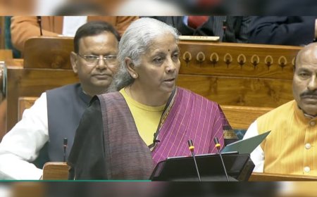 അതിവേഗ റെയിൽ ഇടനാഴിയിൽ കേരളമില്ല; ബജറ്റിൽ അവഗണനയെന്ന് എം.പിമാർ; നികുതി നിയമങ്ങളിൽ വൻ മാറ്റം