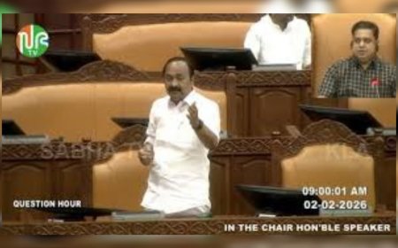 നിയമസഭയിൽ സഭാനടപടികൾ തടസപ്പെടുത്തി പ്രതിപക്ഷ പ്രതിഷേധം; ശബരിമല സ്വർണ്ണക്കൊള്ള ചർച്ചയാകുന്നു