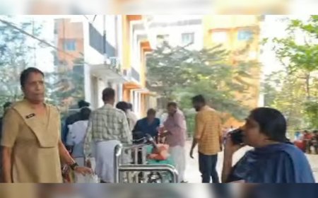 ജനറേറ്റർ മുറിയിൽ തീപ്പിടിത്തം; കോന്നി മെഡിക്കൽ കോളജിൽ നിന്നും ആളുകളെ മാറ്റി