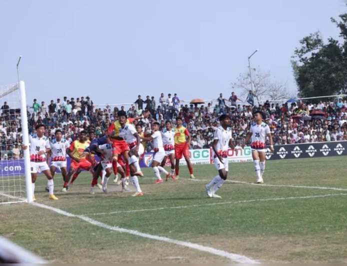 കേരളത്തിന് വീണ്ടും കണ്ണീർ; എക്‌സ്ട്രാ ടൈം ഗോളിൽ സന്തോഷ് ട്രോഫി കിരീടം നിലനിർത്തി സർവീസസ്