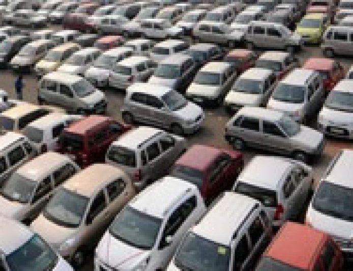 യൂസ്ഡ് വെഹിക്കിൾ ഷോറൂമുകൾക്ക് ‘പണി’ വരുന്നു; പഴയ വാഹനങ്ങളുടെ വിൽപ്പന സർക്കാർ നിരീക്ഷണത്തിൽ