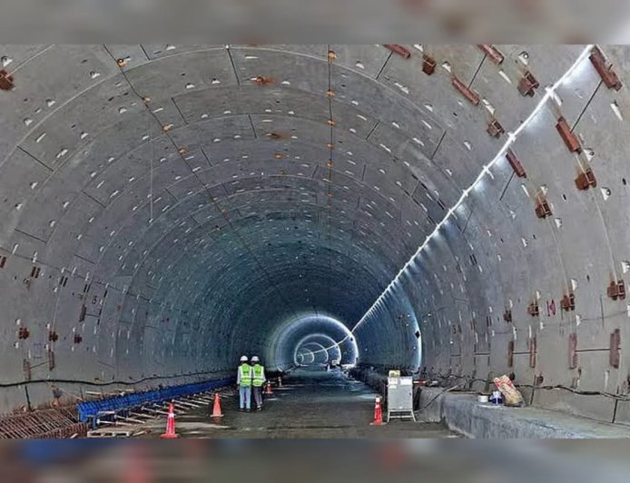 ബ്രഹ്മപുത്രയ്ക്ക് അടിയിലൂടെ ഇന്ത്യയിലെ ആദ്യത്തെ റെയിൽ-റോഡ് തുരങ്കം; 18,662 കോടിയുടെ പദ്ധതിക്ക് കേന്ദ്ര അനുമതി