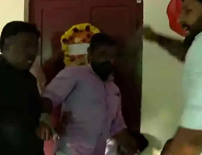 ആരോഗ്യമന്ത്രിയുടെ വസതിയിലേക്ക് യൂത്ത് കോൺഗ്രസ് മാർച്ച്; വണ്ടാനം മെഡിക്കൽ കോളേജ് സംഭവത്തിൽ പ്രതിഷേധം കടുക്കുന്നു